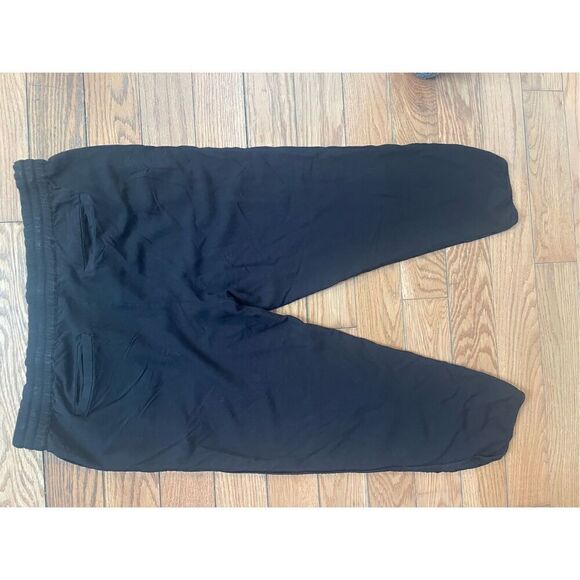 Madewell Capri Pants - Picture 3 of 3